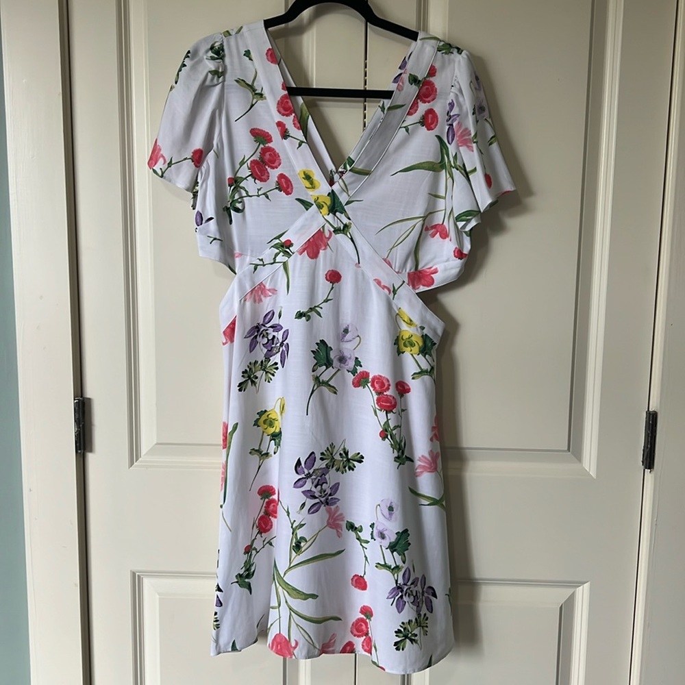 Loft | White Botanical Colorful Floral Cutout Side Flutter Dress Size 10 Bridal